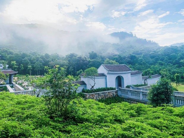 kham-pha-cung-dien-co-legacy-yen-tu